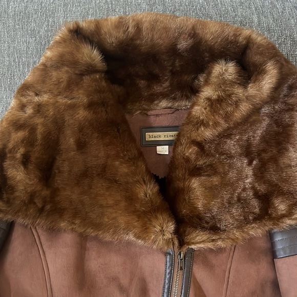 Womens Medium brown fur, suede & leather coat. Worn twice. - Picture 2 of 5